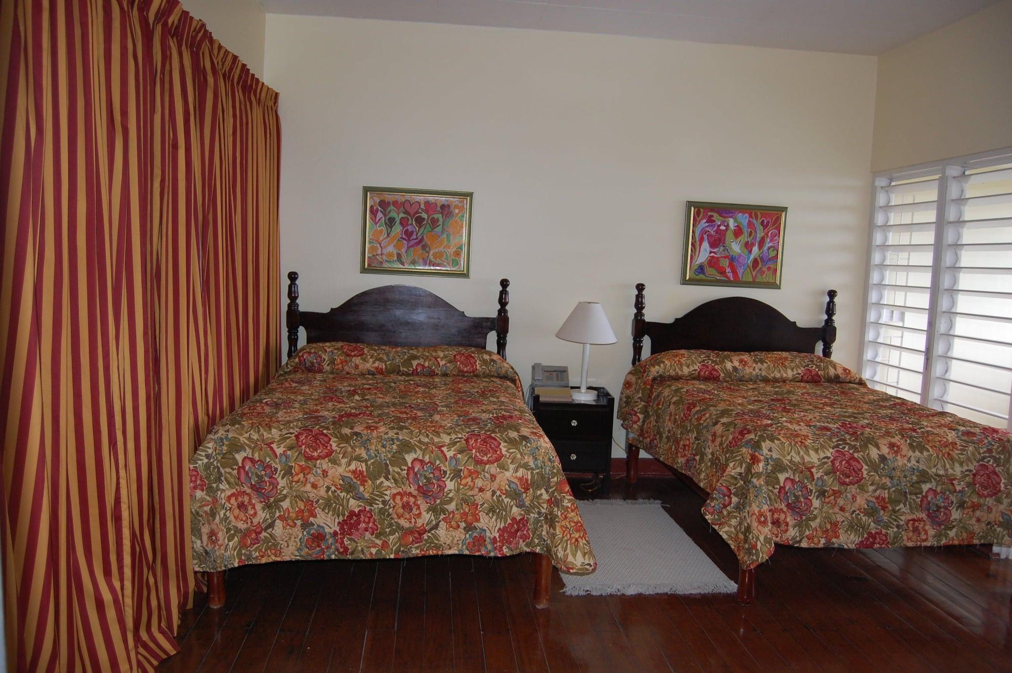 Inn At Shaw Park Gardens & Waterfalls Ocho Rios Esterno foto