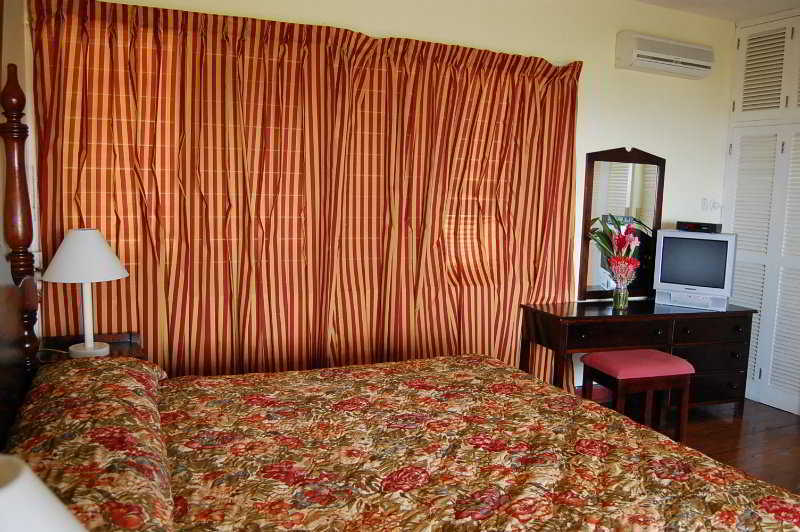 Inn At Shaw Park Gardens & Waterfalls Ocho Rios Esterno foto
