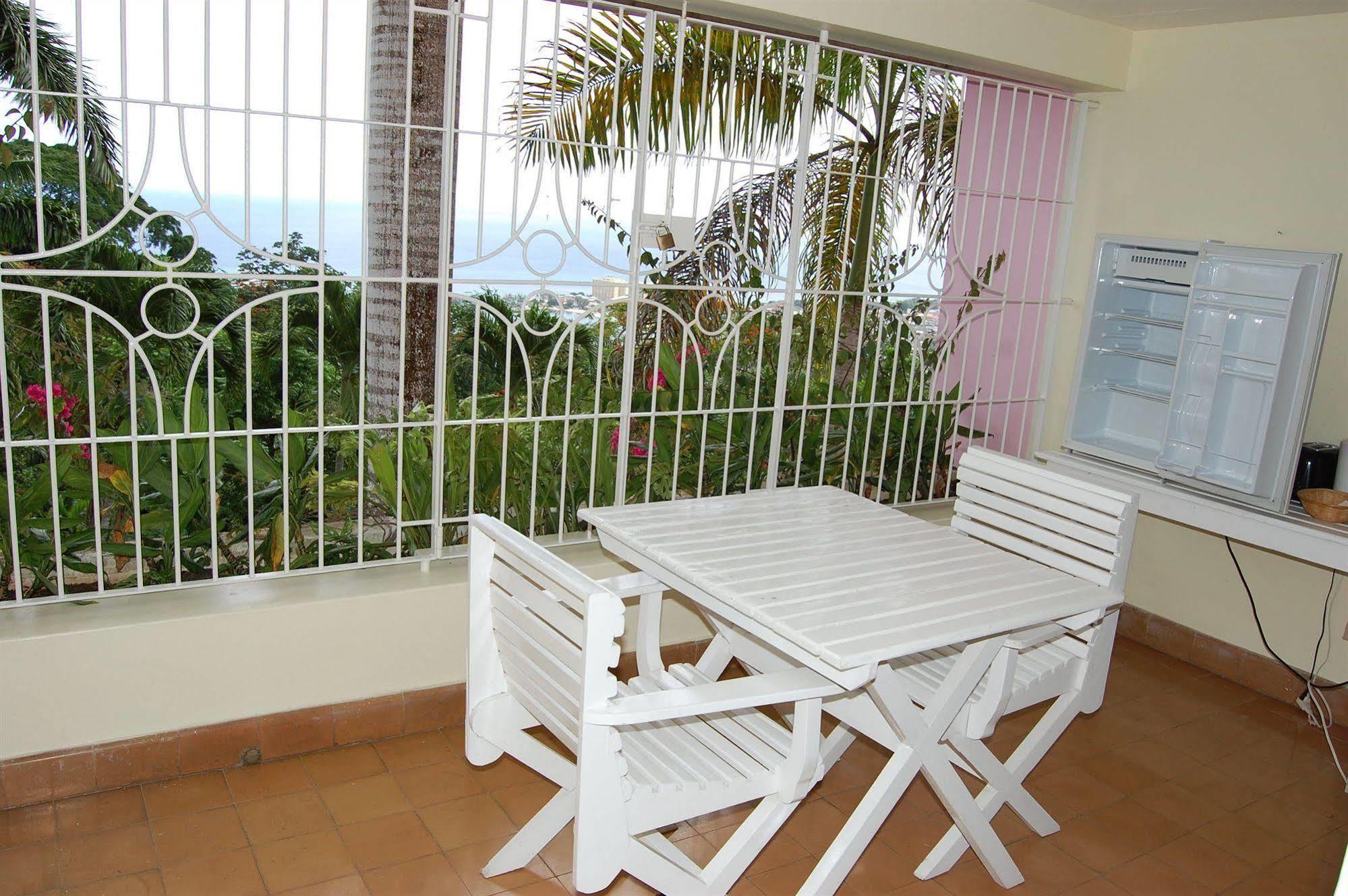 Inn At Shaw Park Gardens & Waterfalls Ocho Rios Esterno foto